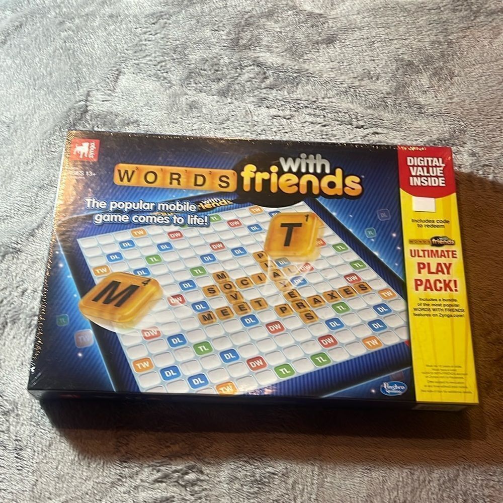NEW Hasbro words with friends Game